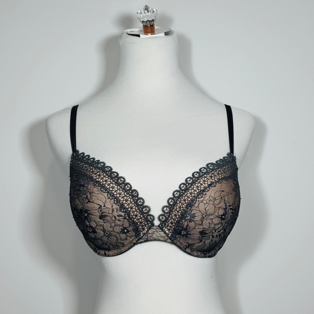 Victoria’s Secret Very‎ Sexy Gray Lace Push-Up Bra 34C